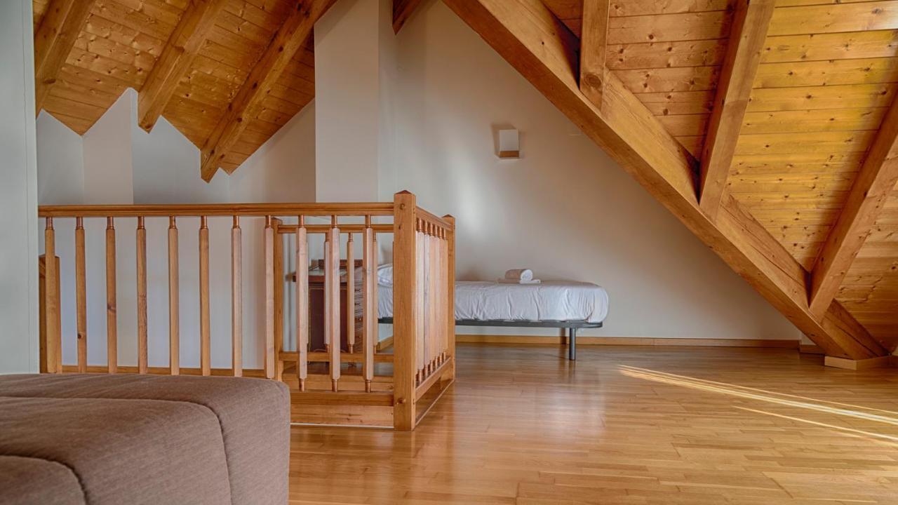 Saplan Real Estate Laujo Lägenhet Bossòst Exteriör bild