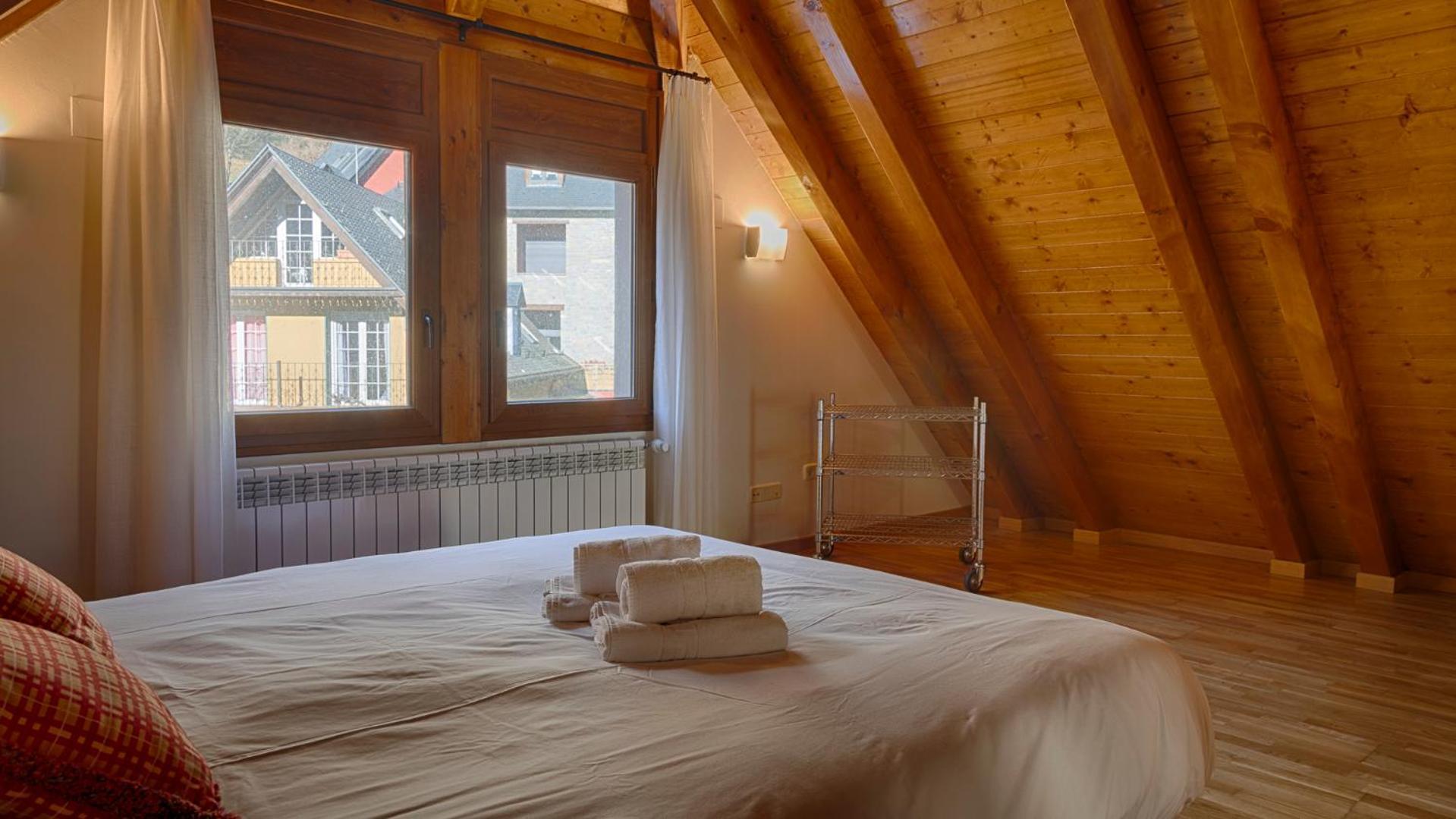 Saplan Real Estate Laujo Lägenhet Bossòst Exteriör bild